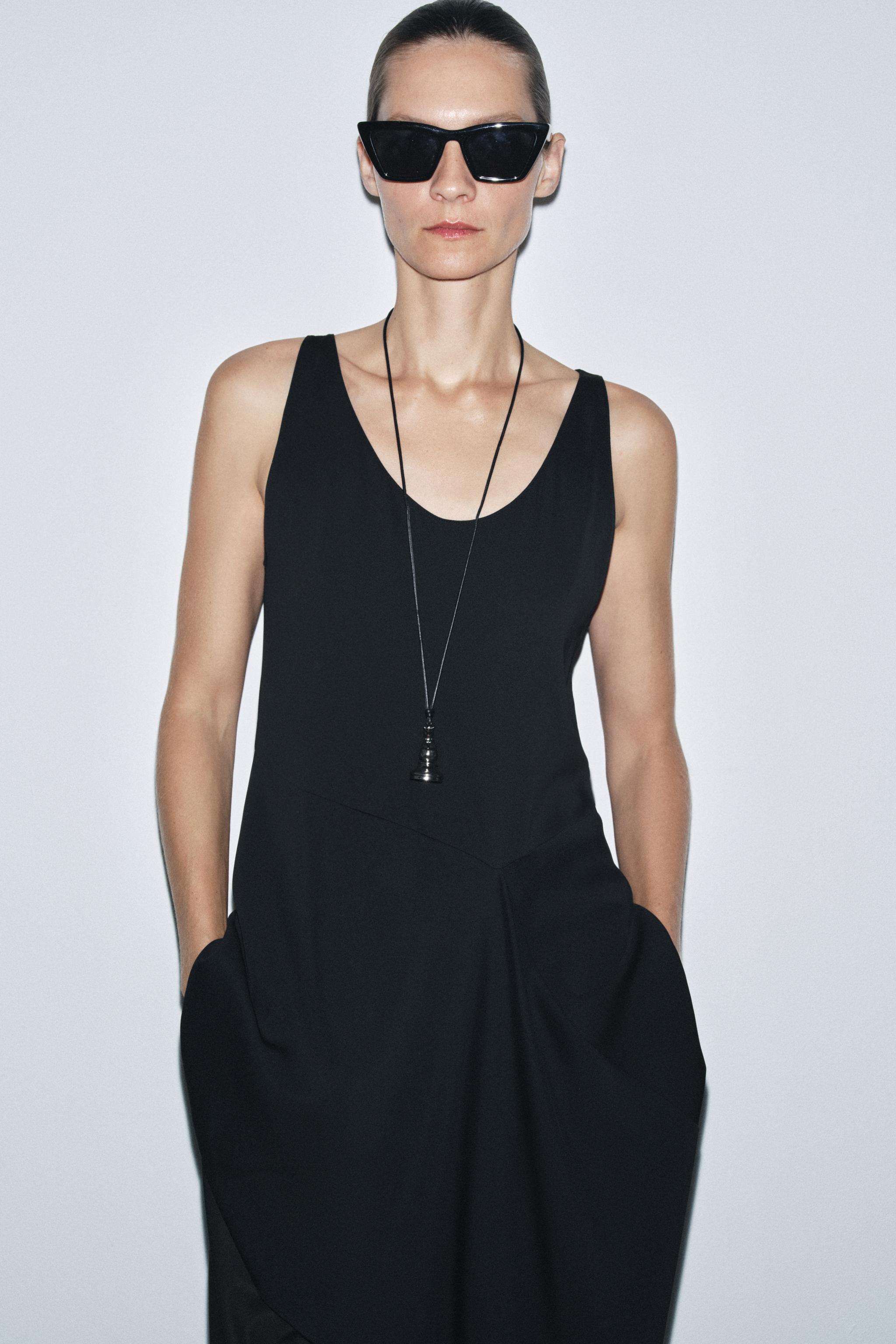 ASYMMETRIC ZW COLLECTION TOP